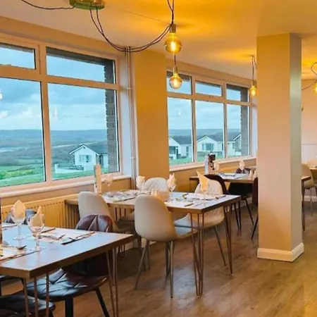 18 Widemouth Bay Village *