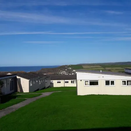 Chalet 18 Widemouth Bay Village