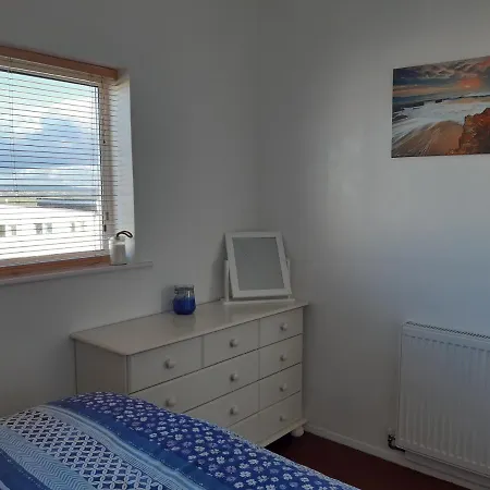 18 Widemouth Bay Village * Bude