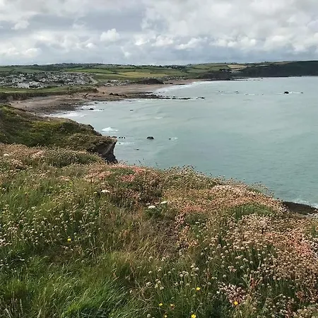 18 Widemouth Bay Village Chalet